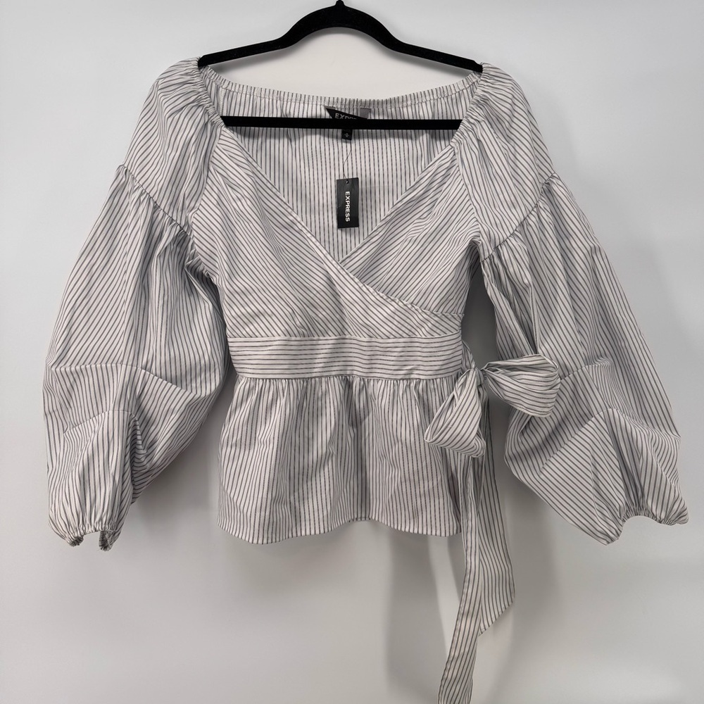 NWT Express Blouse Womens Blue Striped Off The Shoulder Puff Sleeve Surplice M